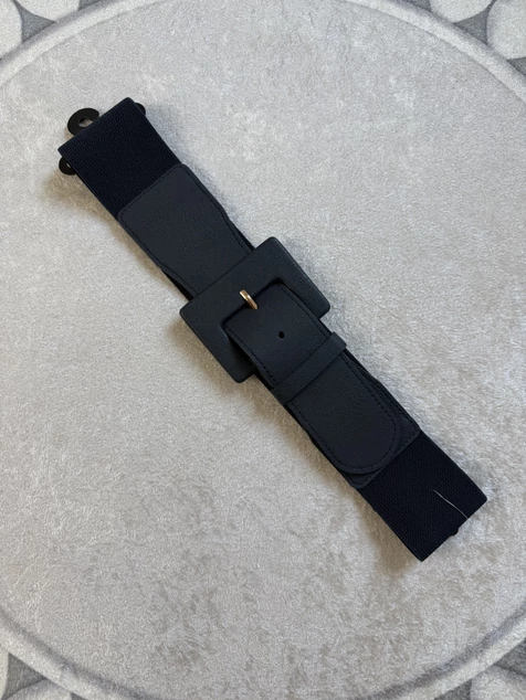 Sötétkék csatos spring öv 