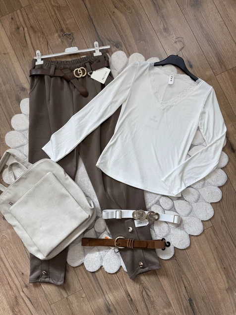 Fehér csipkés hosszú ujjú felső