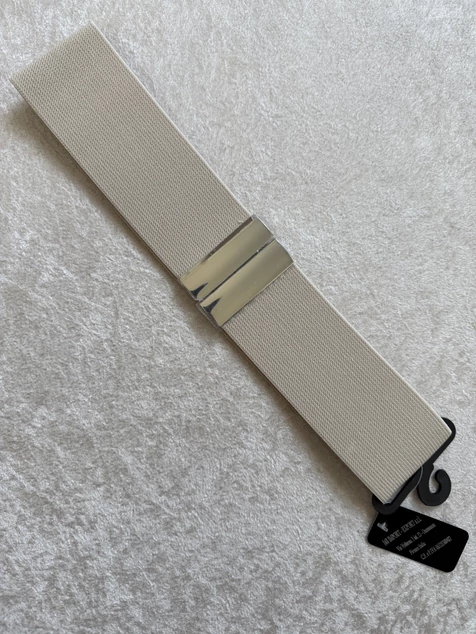 Bézs ezüst csatos öv