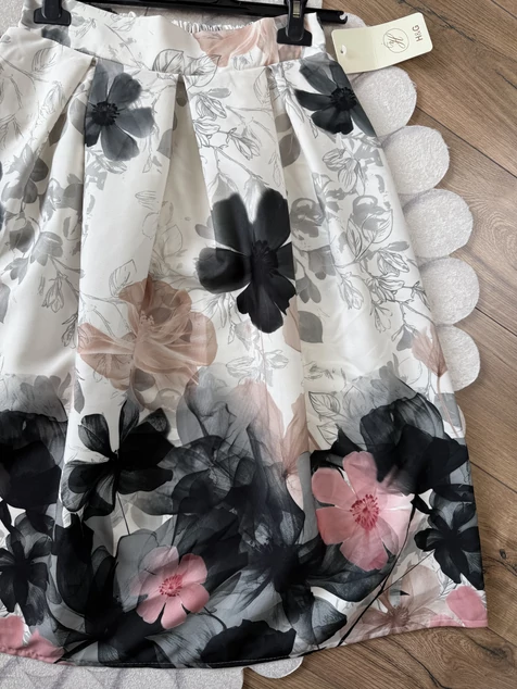 Levélmintás flower szoknya