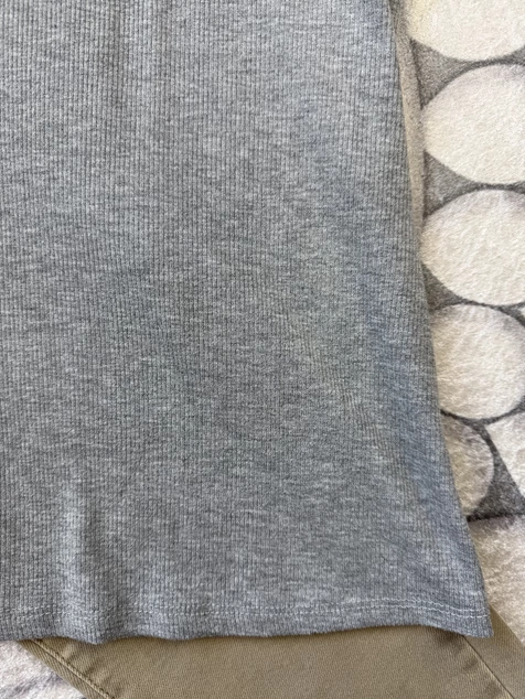 Szürke fashion póló