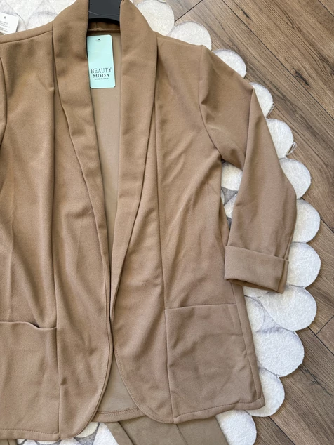 Barna basic blézer