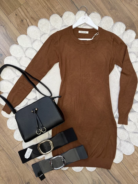 Barna winter kötött ruha 