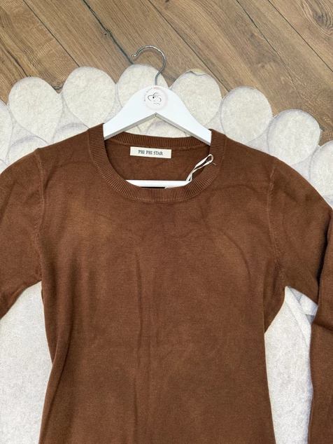 Barna winter kötött ruha 