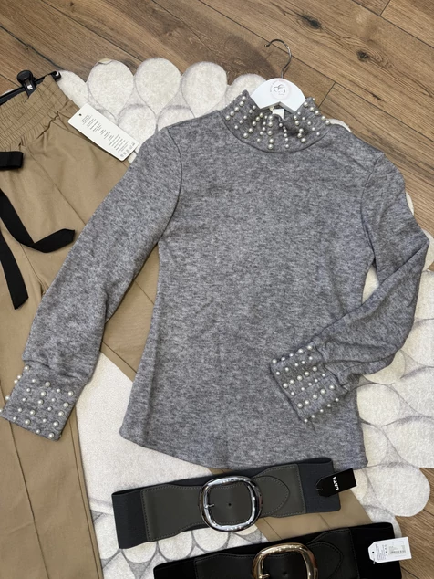 Szürke gyöngyös Audrey pulóver