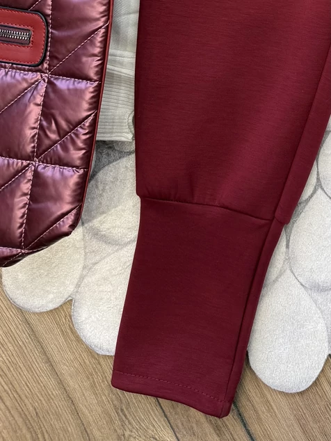 Burgundi megkötős nadrág