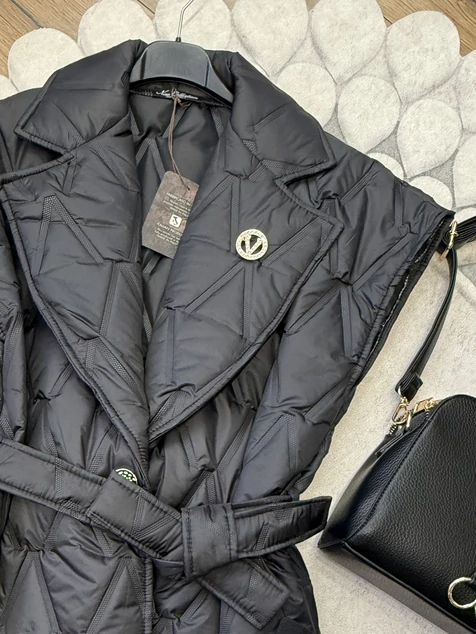 Fekete szteppelt mellény