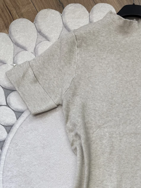 Krém kötött Audrey ruha