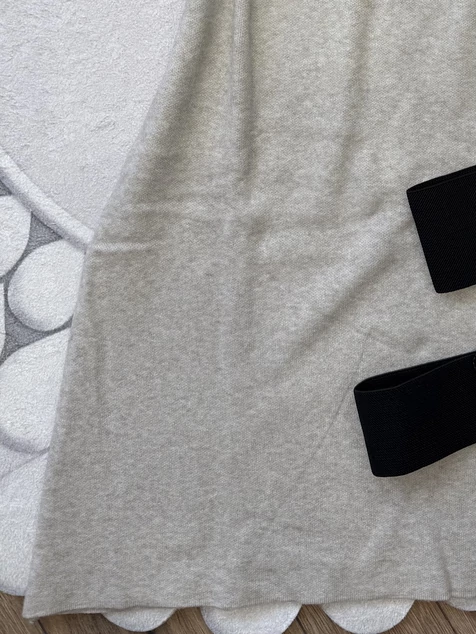 Krém kötött Audrey ruha