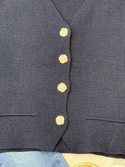 Sötétkék díszgombos mellény