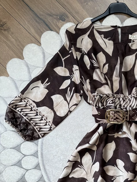 Barna-bézs Siena ruha