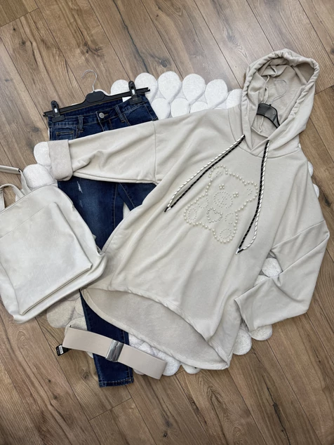 Bézs gyöngyös Teddy pamut pulóver