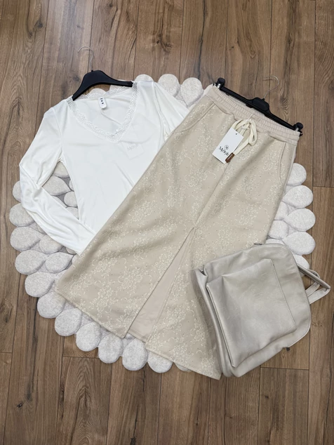 Bézs megkötős strasszos szoknya