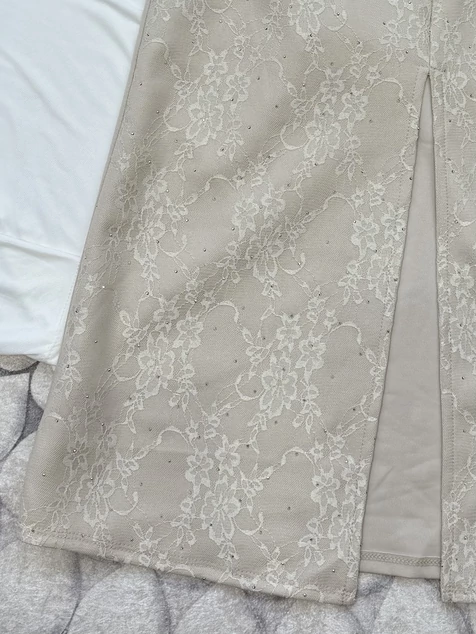 Bézs megkötős strasszos szoknya