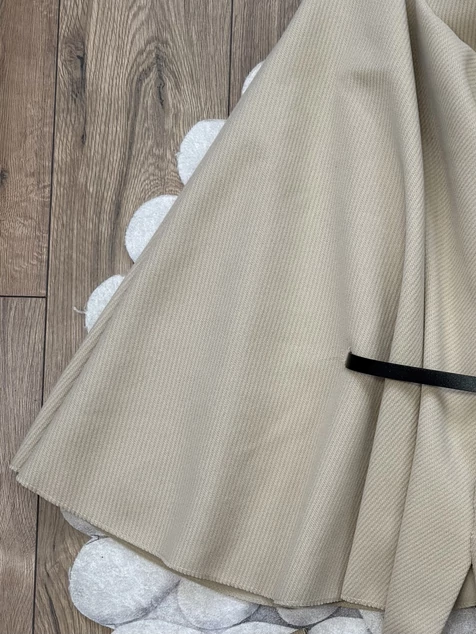 Bézs poncsó kabát