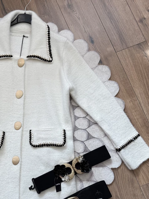 Fehér elegáns Monaco kabát