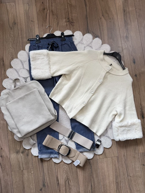 Krém szőrmés elegáns kardigán