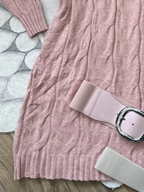 Púder nyomott mintás kötött ruha