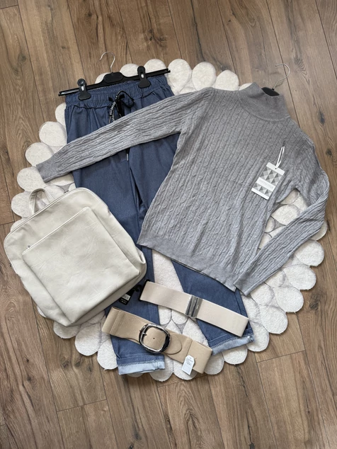 Szürke nyomott mintás félgarbós pulóver