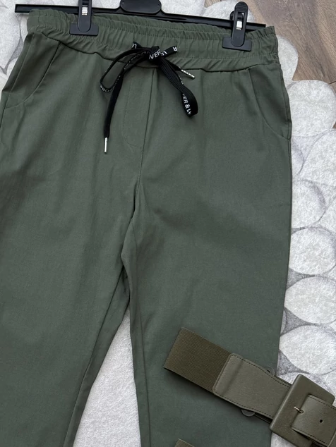 Khaki sportos nadrág